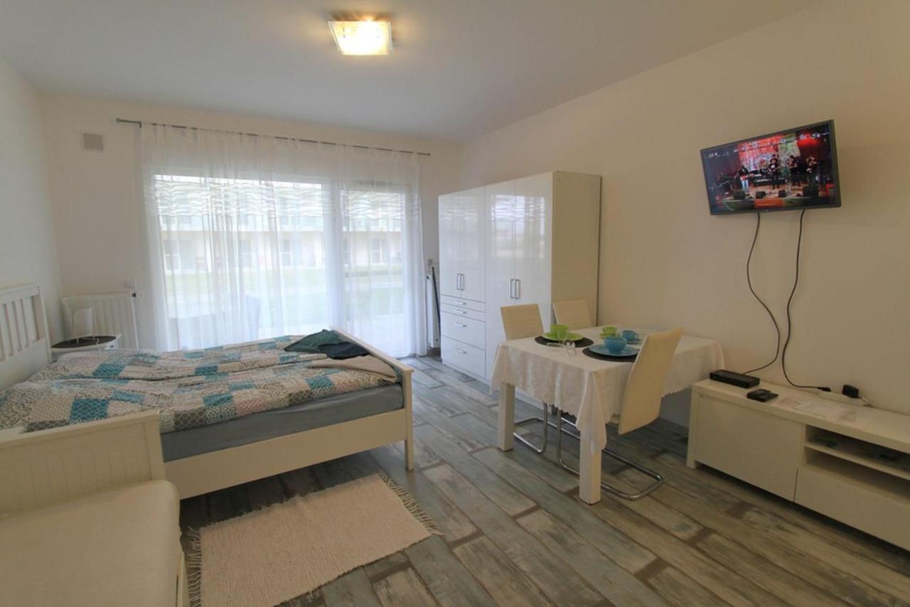 Velence Spa Lake Apartman Exterior foto